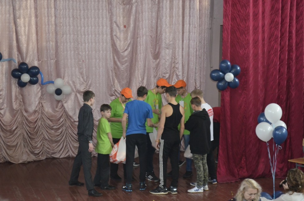Познакомьтесь это МЫ 295
