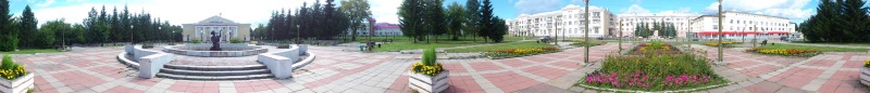 Вид с середины дворцовой площади