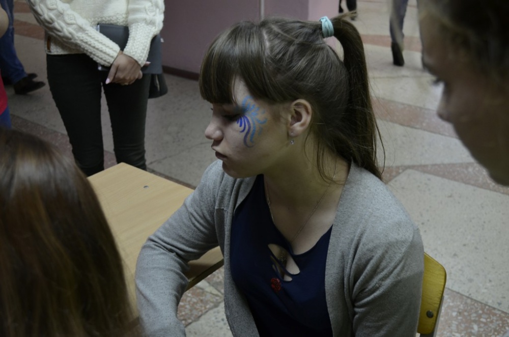 Познакомьтесь это МЫ 77