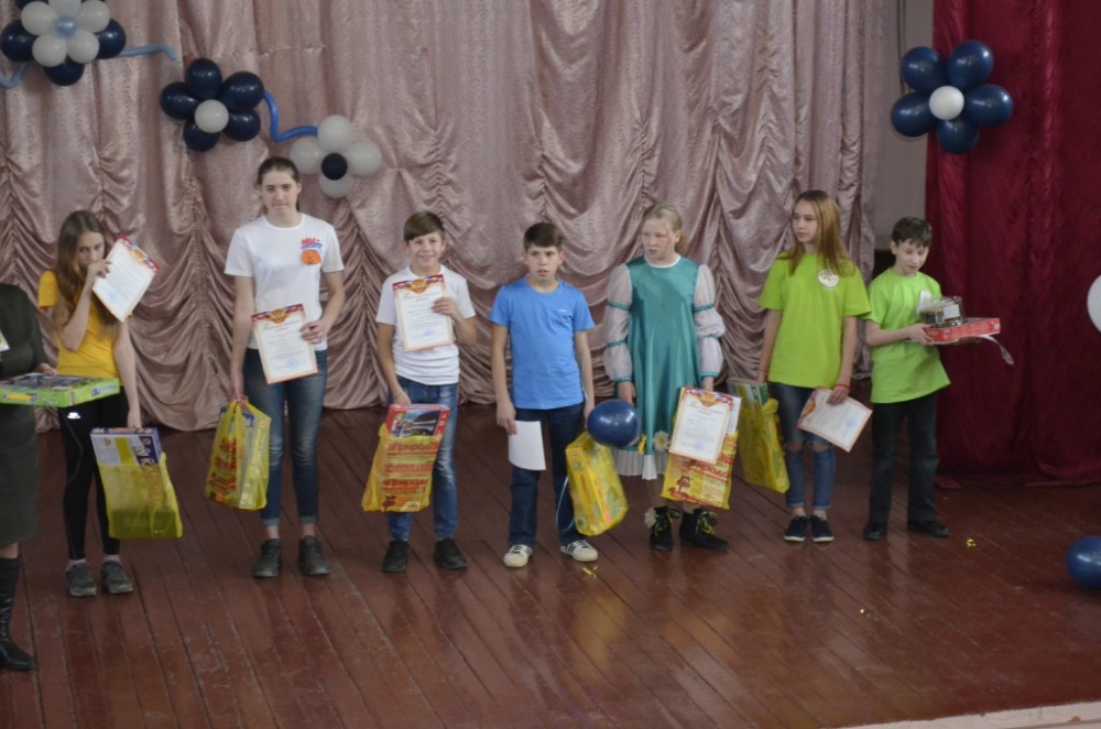 Познакомьтесь это МЫ 322