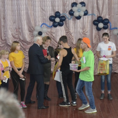 Познакомьтесь это МЫ 338