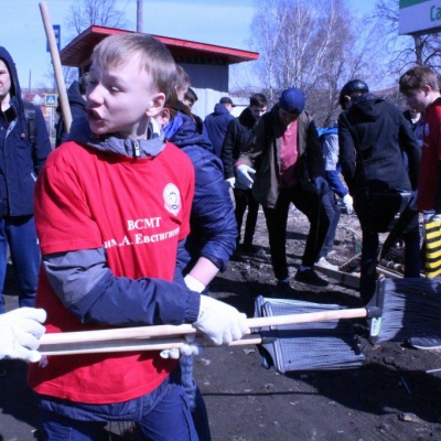 Городской субботник2812
