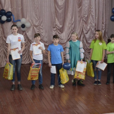 Познакомьтесь это МЫ 322