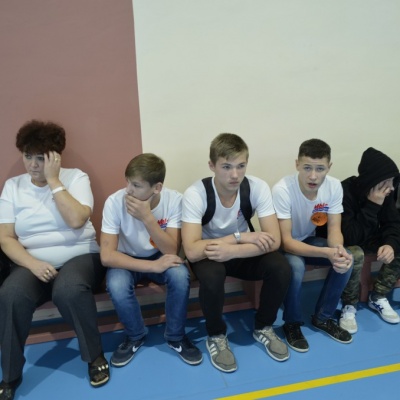 Познакомьтесь это МЫ 242